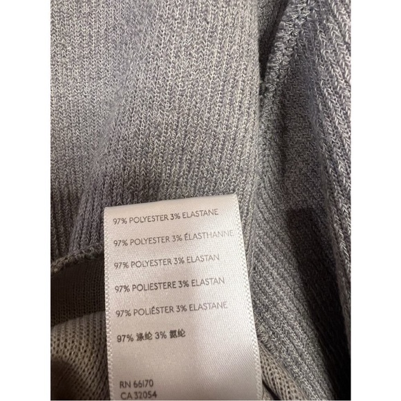 Urban Outfitters • Sweater - Picture 6 of 6